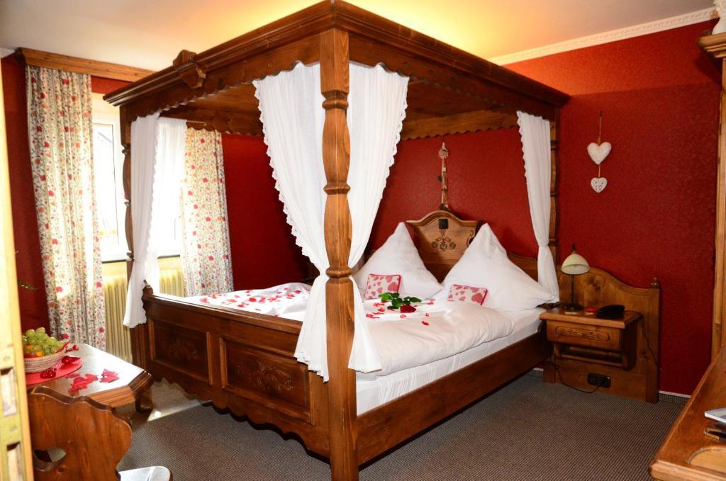 Kofflers-Heuriger Hotel Ettlingen Phòng bức ảnh